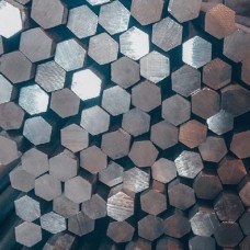 Пруток нержавеющий шестигранный со специальной отделкой поверхности 20Х13 0,65 мм ТУ 14-1-3957-85