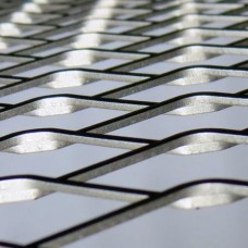 Сетка нержавеющая просечно-вытяжная TR 08Х13 10х4х0,84х0,7 мм ТУ 1470-002-46288331-2009